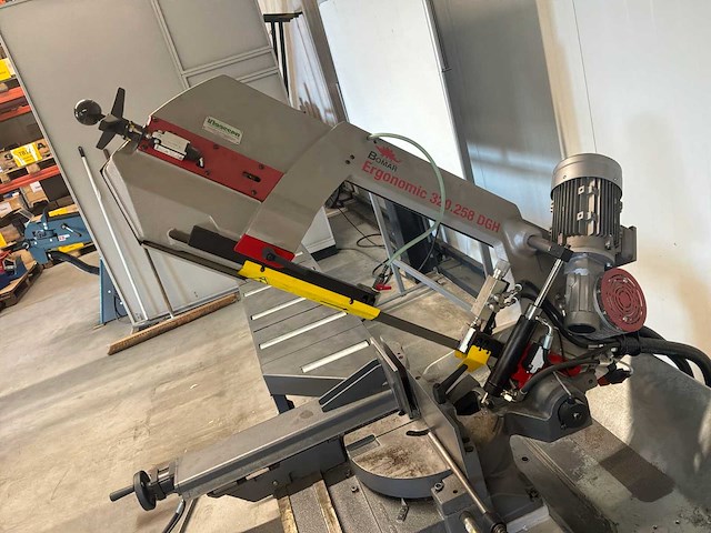 2025 bomar ergonomic 320.258 dgh semi automatische bandzaagmachine - afbeelding 10 van  11