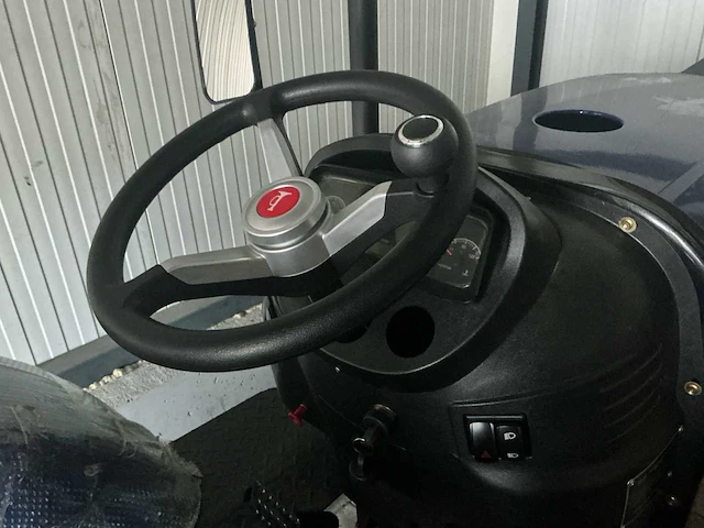 2025 bouman nm-t40 compacttractor met maaidek “ongebruikt” - afbeelding 5 van  47