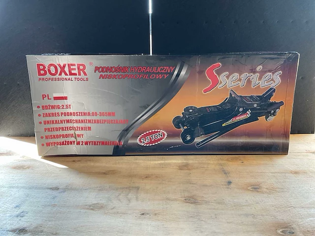 2025 boxer bx-456 / 2,5 ton garagekrik - afbeelding 1 van  5