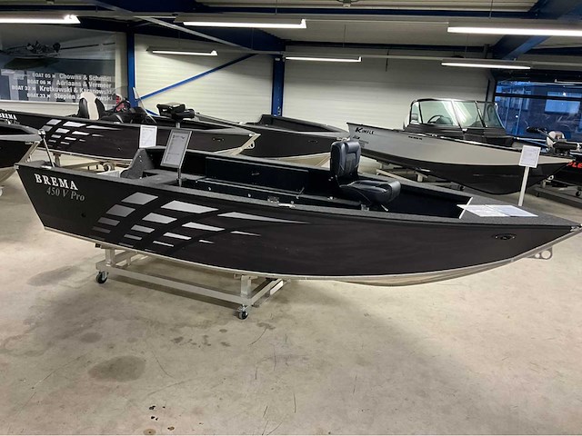 2025 brema boat 450 v pro fishing boat - afbeelding 6 van  13