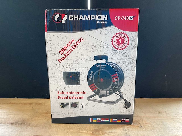 2025 champion cp-740 verlengkabelhaspels en -snoer - afbeelding 1 van  5