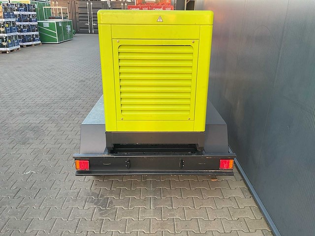 2025 compal power vg-r30 stroomgenerator met aanhanger - afbeelding 16 van  18