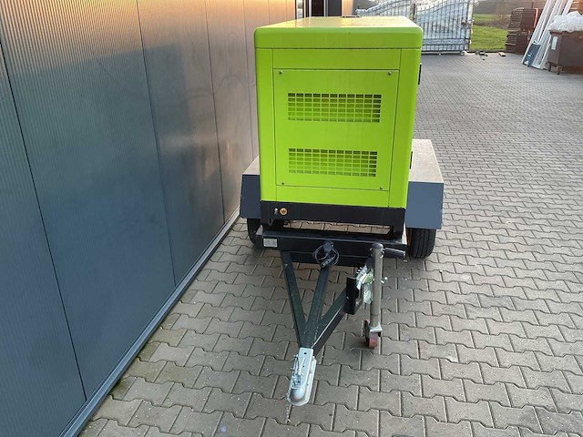 2025 compal power vg-r30 stroomgenerator met aanhanger - afbeelding 17 van  18