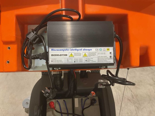 2025 daewoo dafr70 vloerreiniger - afbeelding 7 van  35