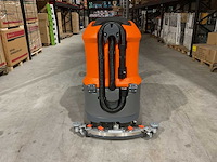 2025 daewoo dafr70 vloerreiniger - afbeelding 9 van  35