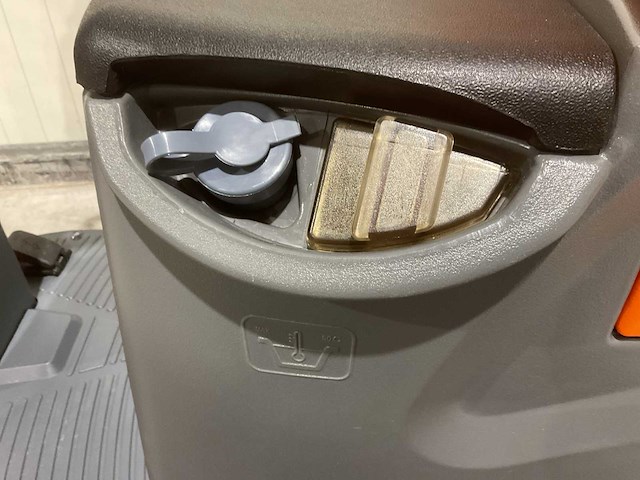 2025 daewoo dafr70 vloerreiniger - afbeelding 9 van  34