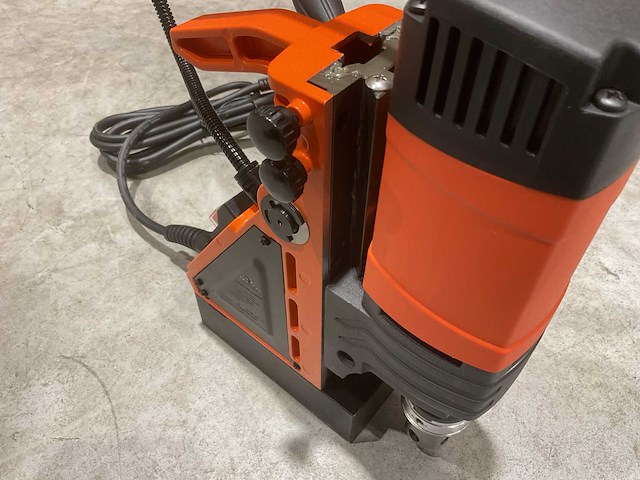 2025 daewoo damd1600 magnetische boormachine - afbeelding 8 van  16