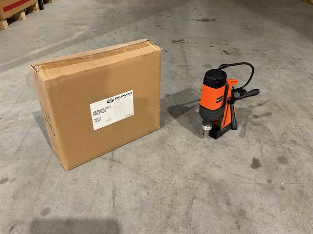 2025 daewoo damd1600 magnetische boormachine - afbeelding 1 van  16