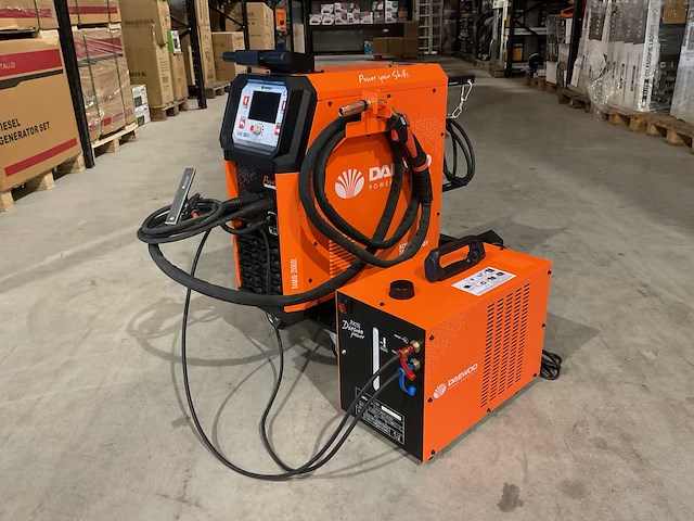 2025 daewoo damig-350gdl lasmachine - afbeelding 1 van  18