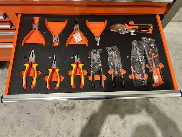 2025 daewoo damw387 gereedschapswagen - afbeelding 22 van  24