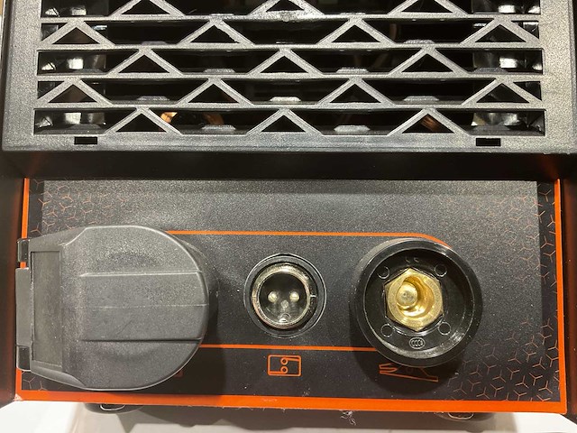 2025 daewoo dwcut-40 plasmasnijmachine - afbeelding 8 van  19