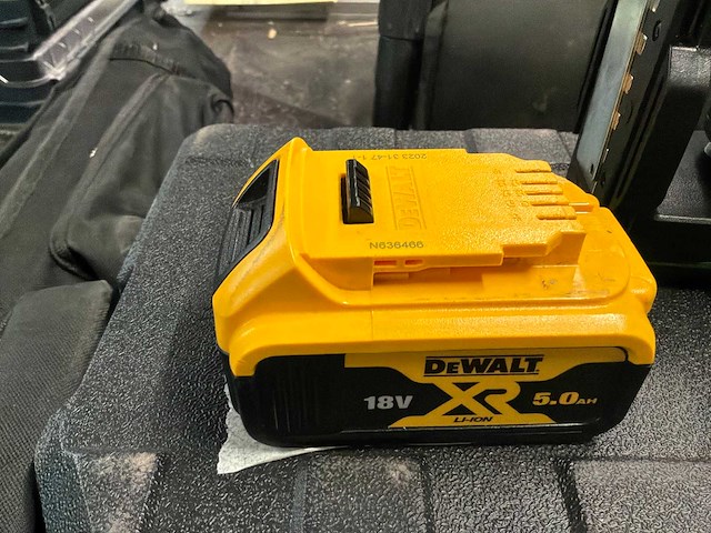 2025 dewalt dcle34031 bouwlaser - afbeelding 4 van  6