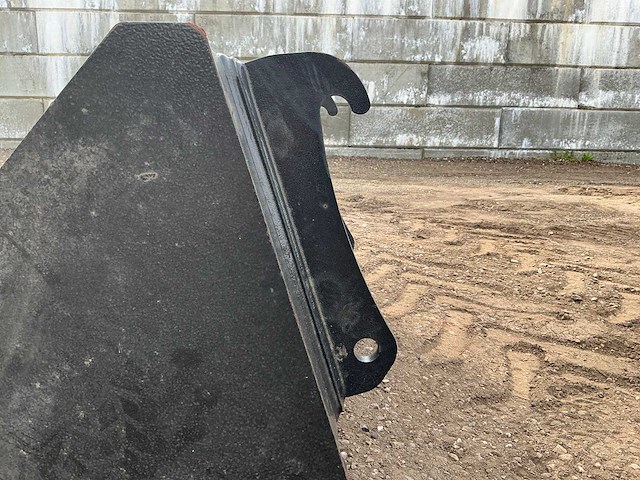 2025 dichte bak 770mm voorzetapparatuur ongebruikt - afbeelding 10 van  10