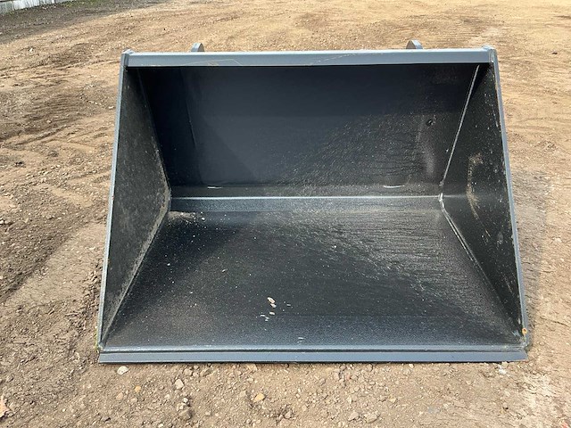 2025 dichte bak 770mm voorzetapparatuur ongebruikt - afbeelding 7 van  8
