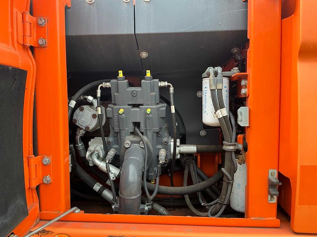 2025 doosan dx140-3 banden graafmachine - afbeelding 13 van  35