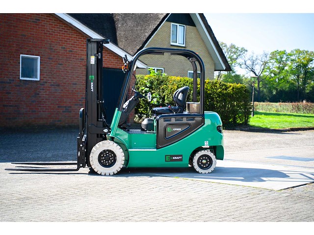 2025 e-kraft e-cpd25 vorkheftruck - afbeelding 1 van  5