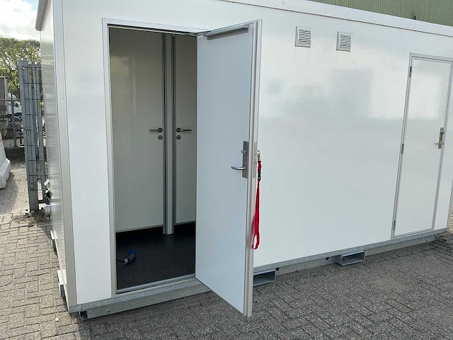 2025 easywagen 4200 toiletcontainer 2-2 - afbeelding 9 van  48