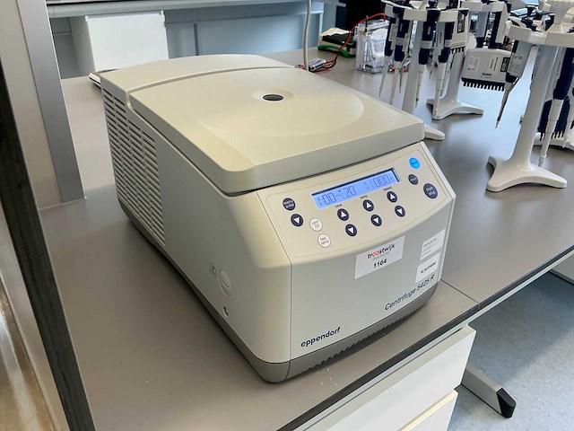 2025 eppendorf 5425 r centrifuge - afbeelding 10 van  13