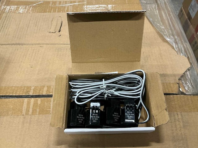 2025 evbox dynamic laadbalance kit- current sensor (4800x) - afbeelding 1 van  3