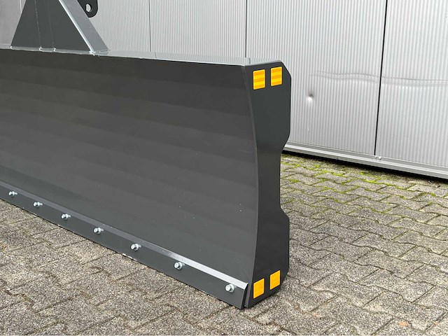 2025 fendt stalenschuif - frontschuif - schuifbord - afbeelding 2 van  8