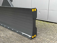 2025 fendt stalenschuif - frontschuif - schuifbord - afbeelding 2 van  8