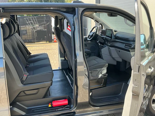 2025 ford transit custom l2 dubbele cabine bedrijfswagen - afbeelding 2 van  16