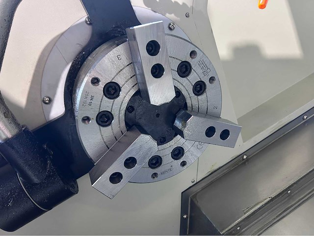 2025 glorymaq gm-60hy cnc-draaibank - afbeelding 19 van  19