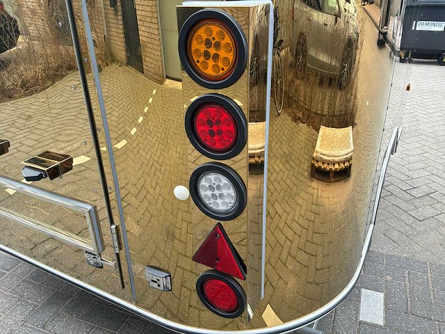 2025 gt airstream gold foodtruck - afbeelding 27 van  33