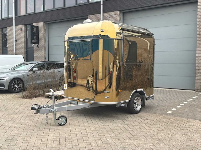 2025 gt airstream gold foodtruck - afbeelding 30 van  33