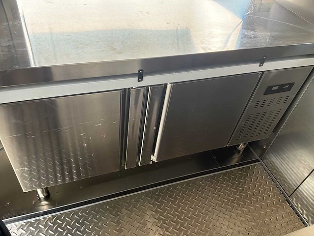 2025 gt airstream silver foodtruck - afbeelding 3 van  20