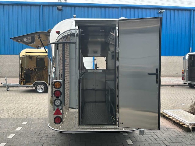 2025 gt airstream silver foodtruck - afbeelding 19 van  20