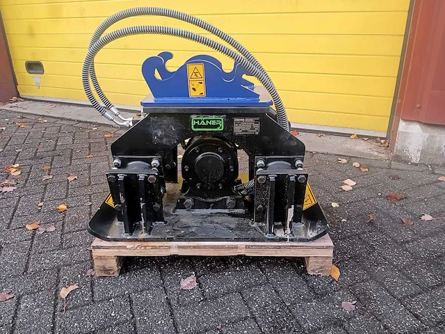2025 häner hpc 300a hydraulische trilplaat – cw05 – nieuw - afbeelding 1 van  8