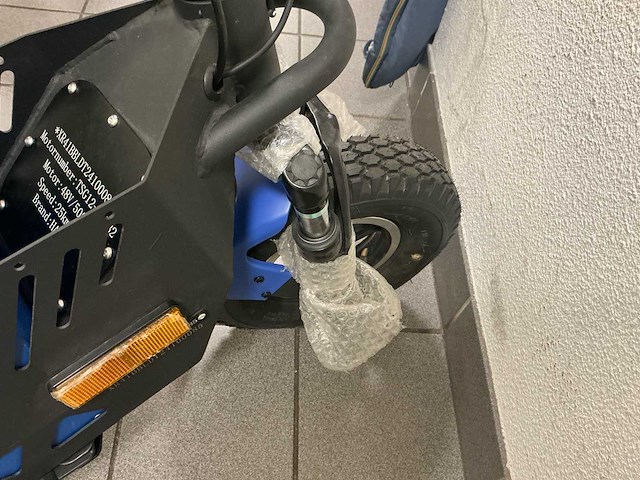 2025 hank electrische e-scoot scootmobiel - blauw - afbeelding 9 van  22