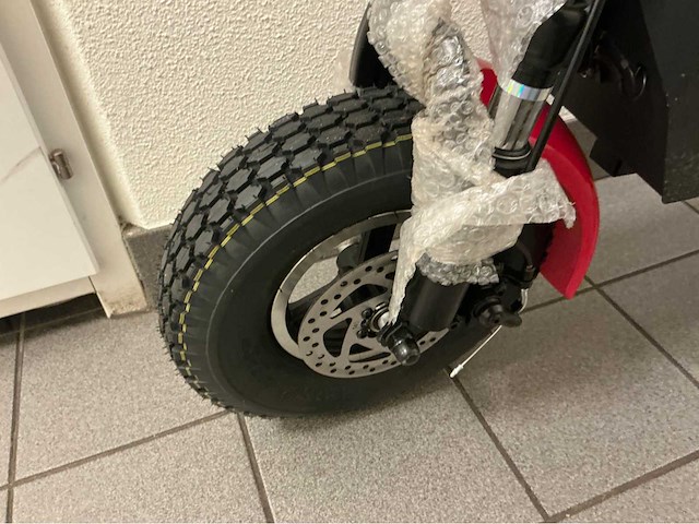 2025 hank electrische e-scoot scootmobiel - rood - afbeelding 7 van  31