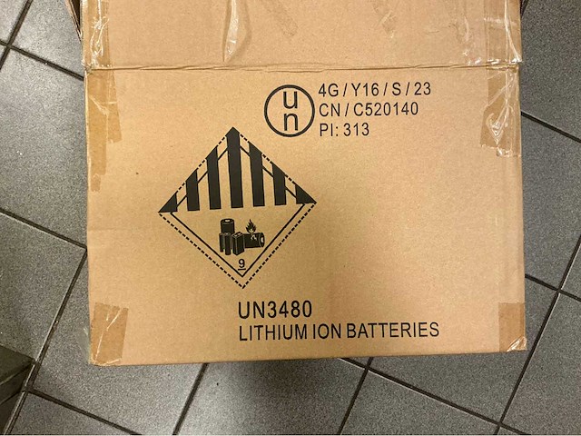 2025 hank electrische e-scoot scootmobiel - rood - afbeelding 21 van  31