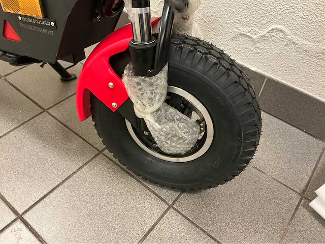 2025 hank electrische e-scoot scootmobiel - rood - afbeelding 23 van  31