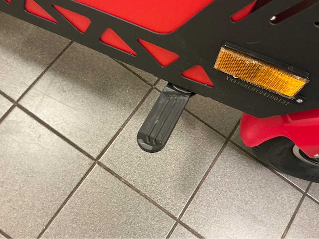 2025 hank electrische e-scoot scootmobiel - rood - afbeelding 29 van  31