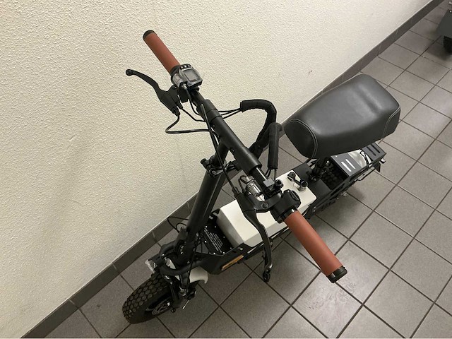 2025 hank electrische e-scoot scootmobiel - wit - afbeelding 20 van  25