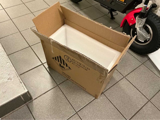 2025 hank electrische e-scoot scootmobiel - wit - afbeelding 24 van  25