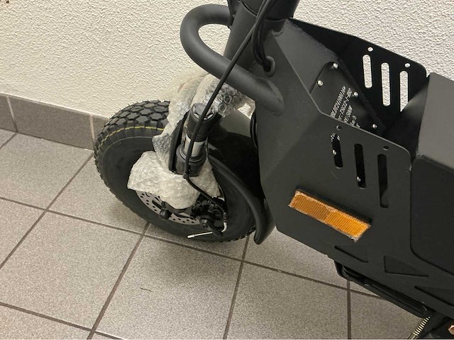 2025 hank electrische e-scoot scootmobiel - zwart - afbeelding 9 van  21