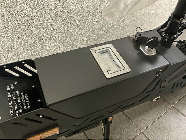 2025 hank electrische e-scoot scootmobiel - zwart - afbeelding 18 van  21