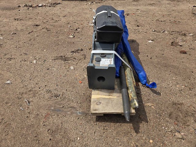 2025 hercales 35 hydraulische sloophamer (ongebruikt) - afbeelding 1 van  4