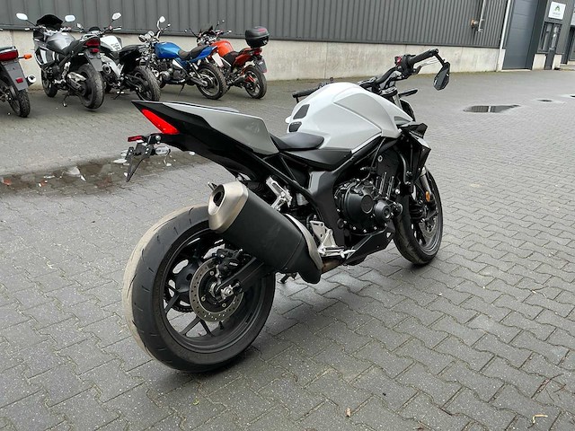 2025 honda cb1000 hornet motorfiets - afbeelding 17 van  20