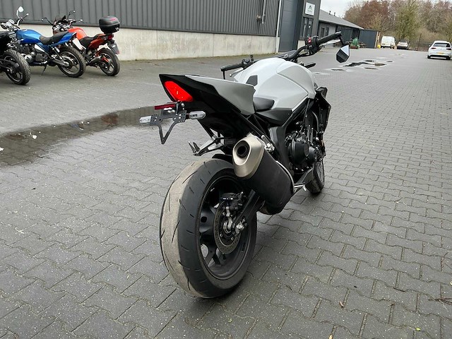 2025 honda cb1000 hornet motorfiets - afbeelding 18 van  20