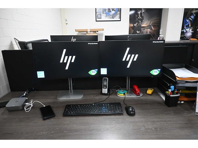 2025 hp 524pf monitoren set met hp docking station - afbeelding 1 van  4