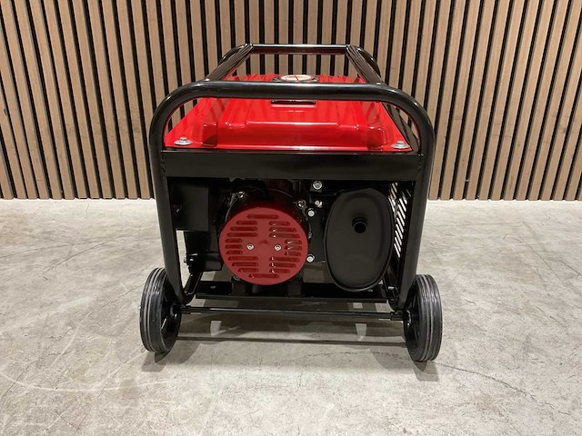 2025 huttenberg h8500 op wielen met accu stroomgenerator - afbeelding 7 van  53