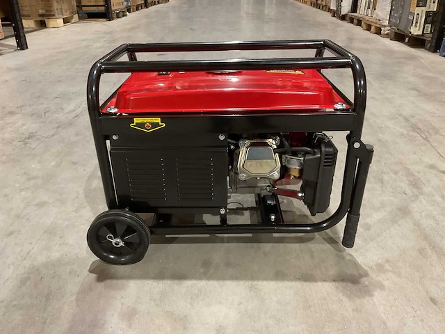 2025 huttenberg h8500 op wielen met accu stroomgenerator - afbeelding 42 van  53