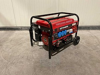 2025 huttenberg h8500 op wielen met accu stroomgenerator - afbeelding 18 van  53