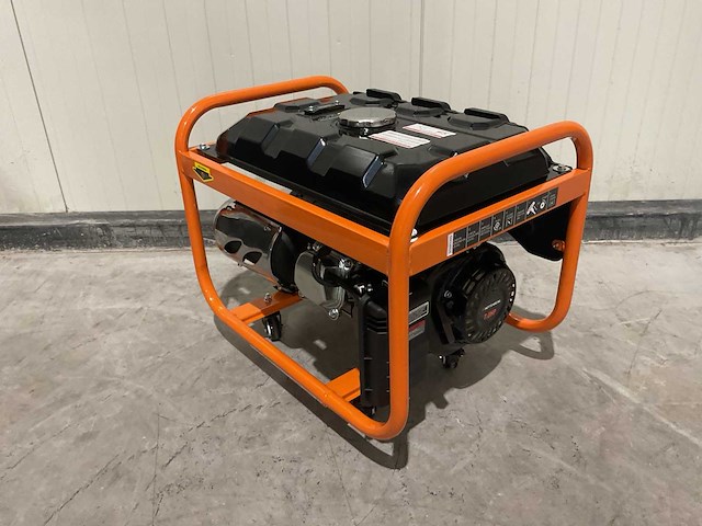2025 huttenberg h8500 stroomgenerator - afbeelding 7 van  10