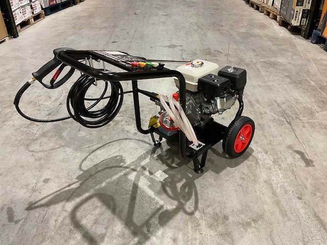 2025 huttenberg h8500psi hogedrukreiniger - afbeelding 14 van  17